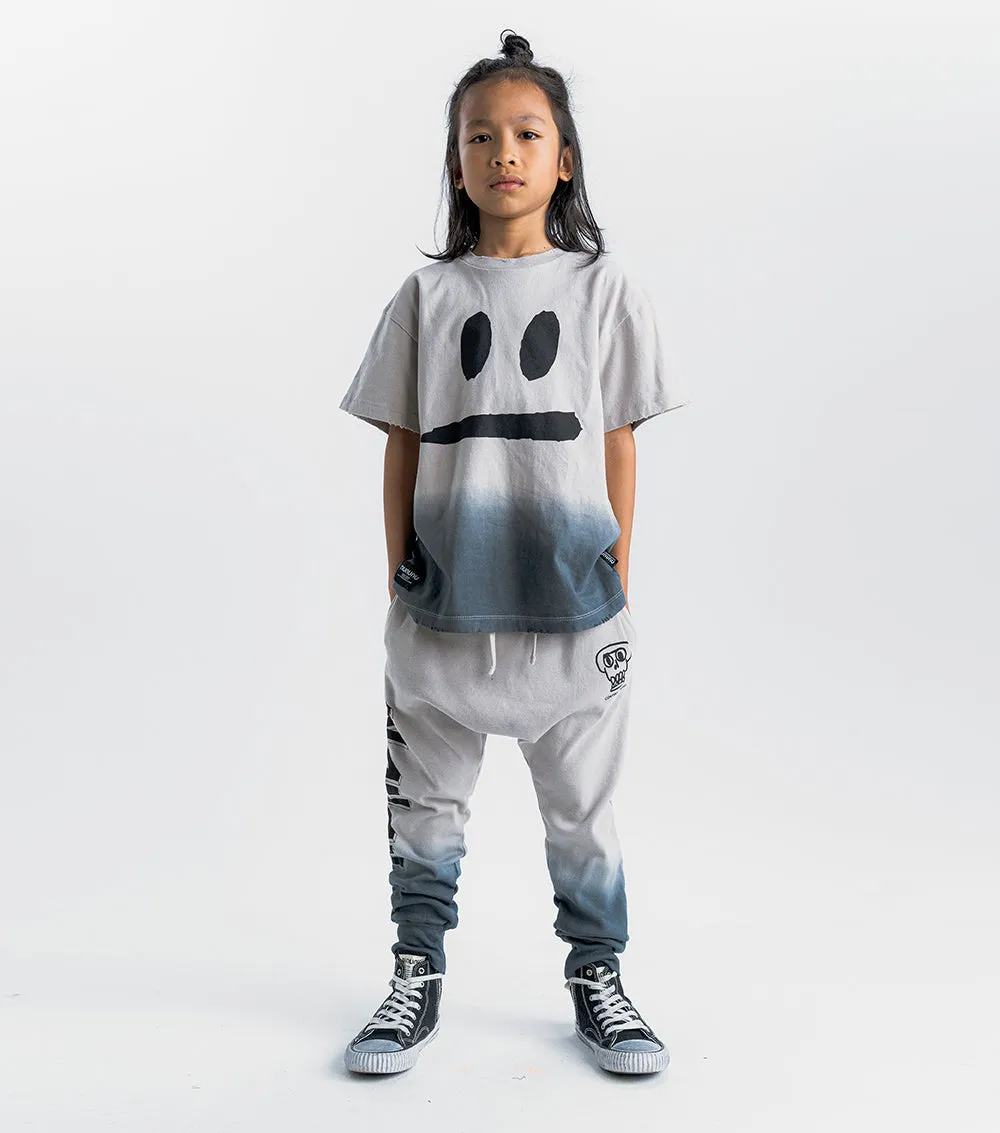 NUNUNU SS24 SMIRKS T-Shirt in Smokey Grey