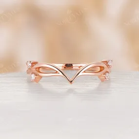 Round Cut Moissanite Vintage Rose Gold Chevron Wedding Band